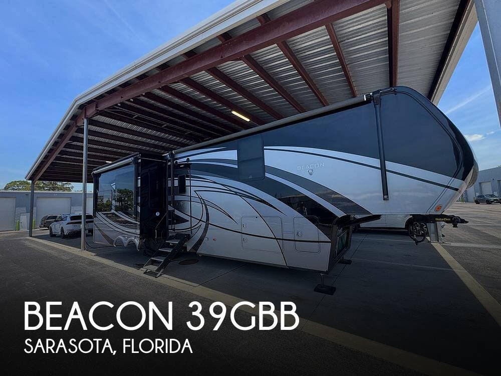Used 2022 Vanleigh Beacon 39GBB available in Sarasota, Florida