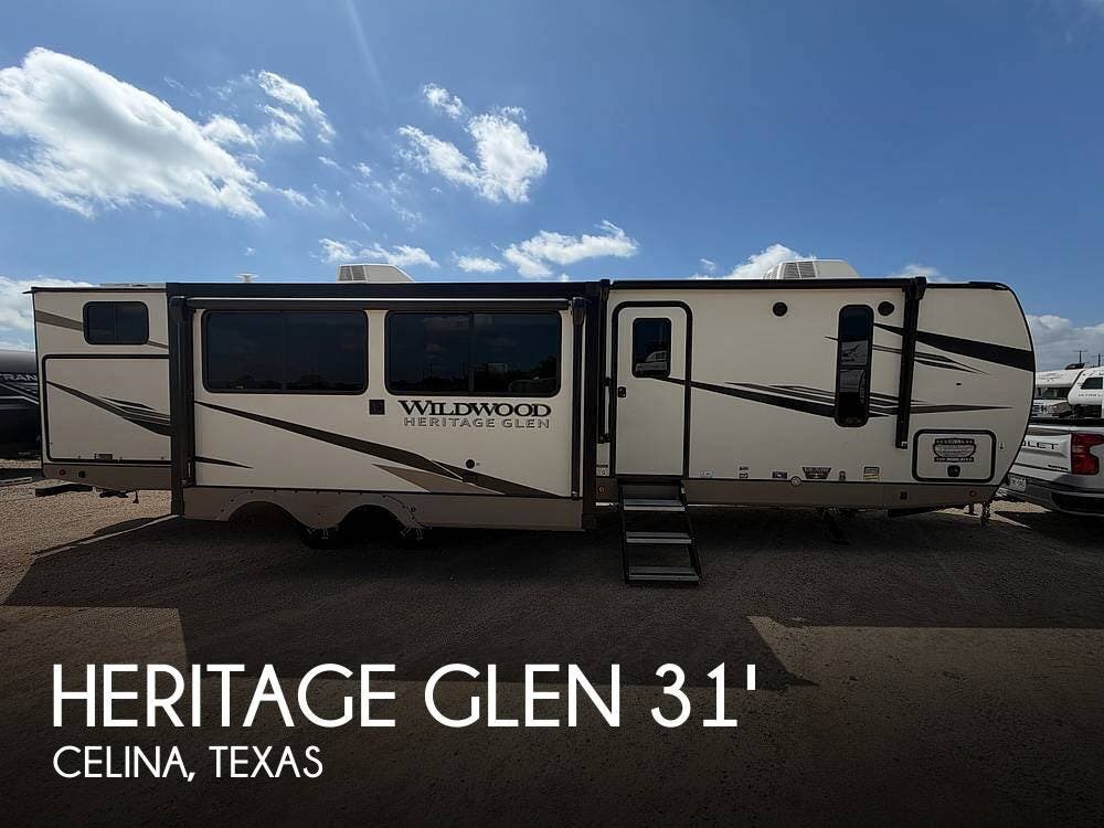 Used 2023 Forest River  Heritage Glen 310BHI available in Celina, Texas