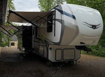 Used 2023 Keystone Avalanche 390DS available in Iron Station, North Carolina