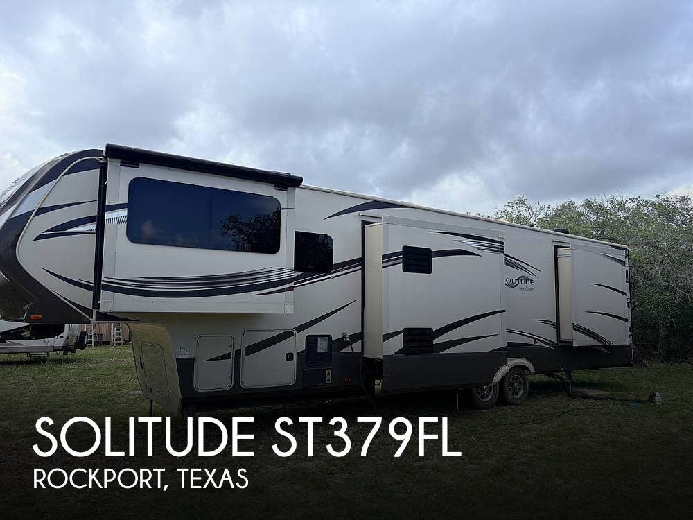 Used 2015 Grand Design Solitude ST379FL available in Rockport, Texas