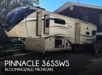 Used 2022 Jayco Pinnacle 36SSWS available in Bloomingdale, Michigan