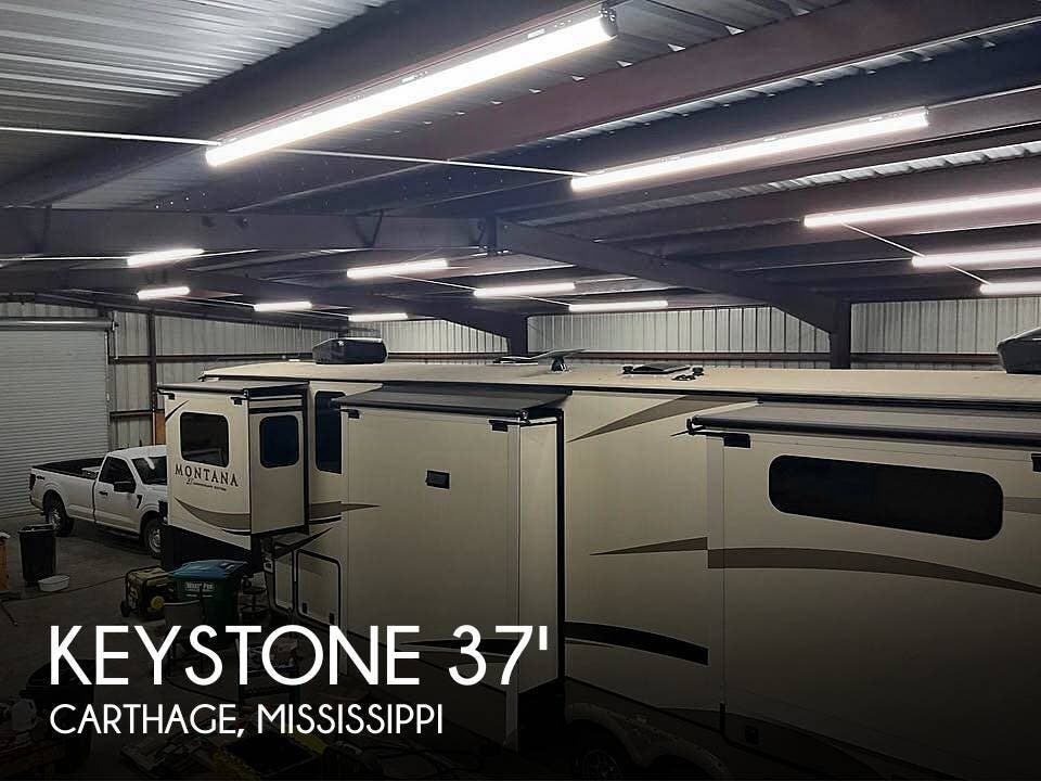 Used 2019 Keystone Montana 3761FL 20th anniverssary edition available in Carthage, Mississippi