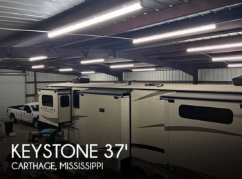 Used 2019 Keystone Montana 3761FL 20th anniverssary edition available in Carthage, Mississippi