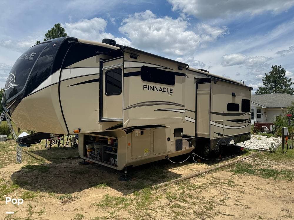 Used 2021 Jayco Pinnacle 32RLTS available in Cheraw, South Carolina