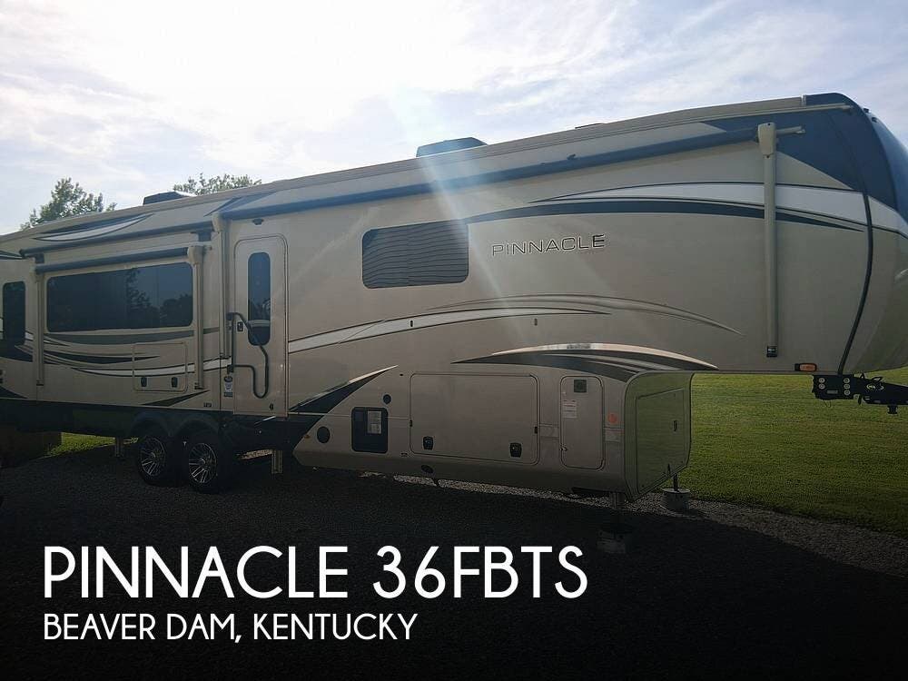 Used 2023 Jayco Pinnacle 36FBTS available in Beaver Dam, Kentucky