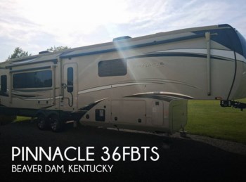 Used 2023 Jayco Pinnacle 36FBTS available in Beaver Dam, Kentucky