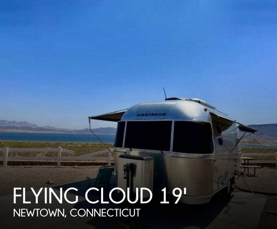 Used 2016 Airstream Flying Cloud Flying Cloud 19 Bambi available in Newtown, Connecticut