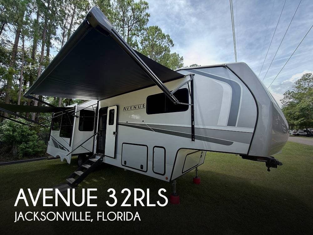 Used 2025 Alliance RV Avenue 32RLS available in Jacksonville, Florida