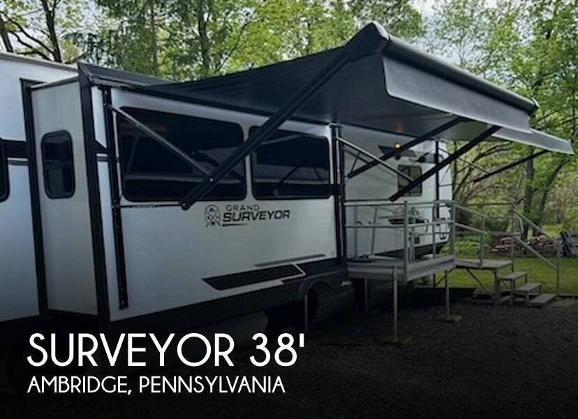 Used 2025 Forest River Surveyor Grand Surveyor 305RLBS available in Ambridge, Pennsylvania