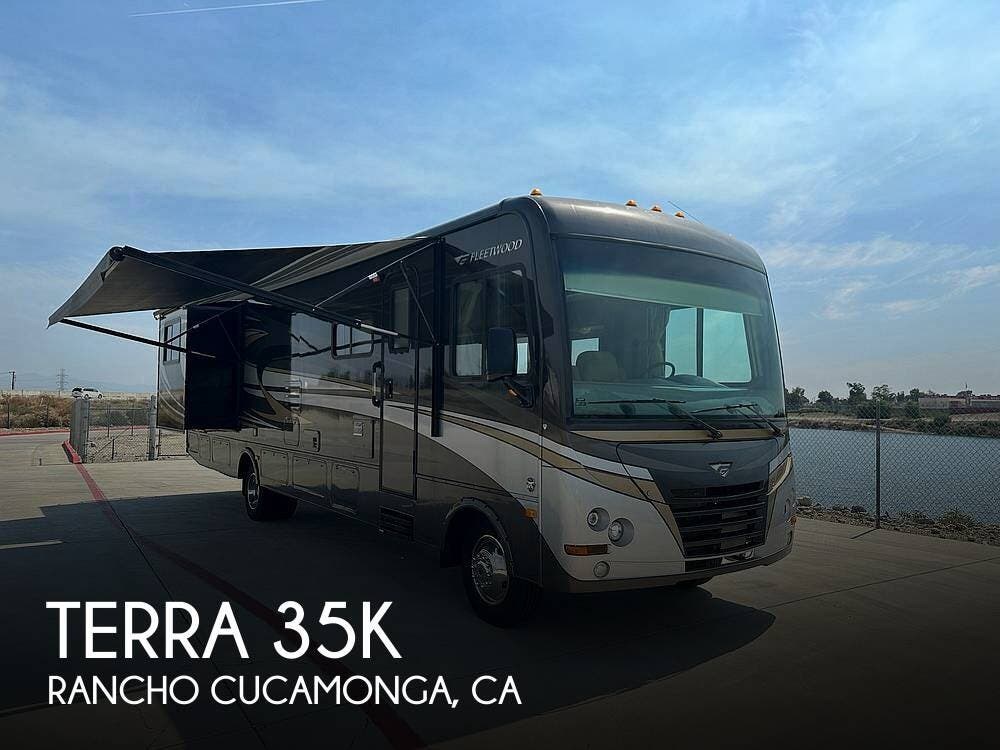 Used 2013  Fleetwood Terra 35K by Fleetwood from Pop RVs in Rancho Cucamonga, CA