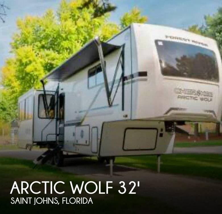 Used 2025 Cherokee  Arctic Wolf 3250 Suite available in Saint Johns, Florida