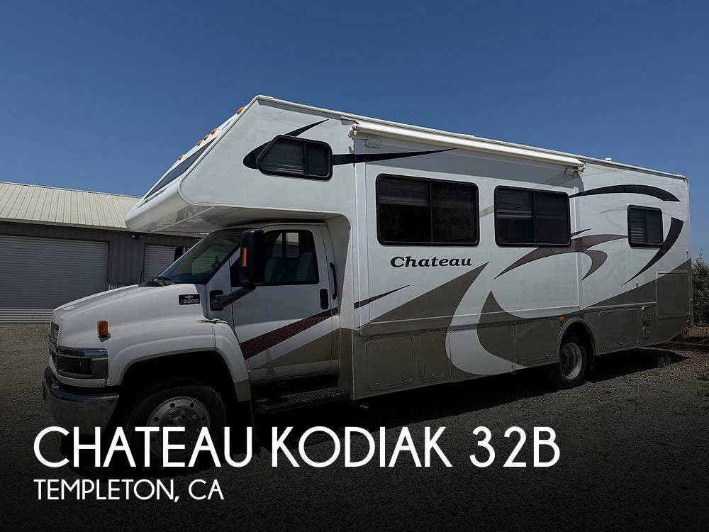 Used 2008 Thor Motor Coach Chateau Kodiak 32B available in Templeton, California