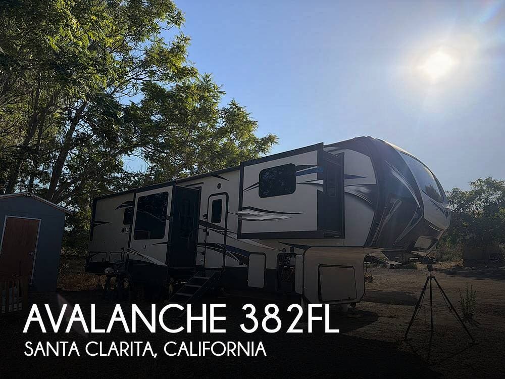 Used 2020 Keystone Avalanche 382FL available in Santa Clarita, California