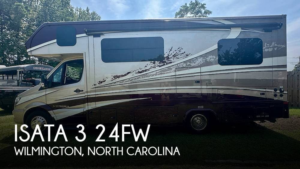 Used 2019 Dynamax Corp  Isata 3 24FW available in Wilmington, North Carolina