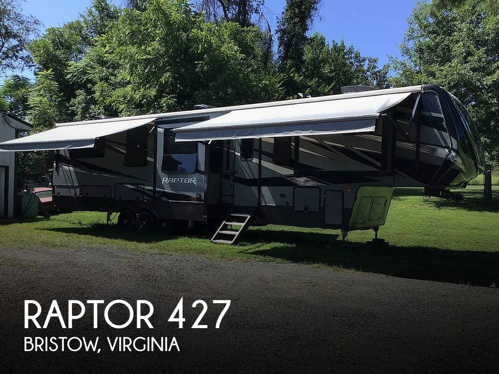 Used 2019 Keystone Raptor 427 available in Bristow, Virginia