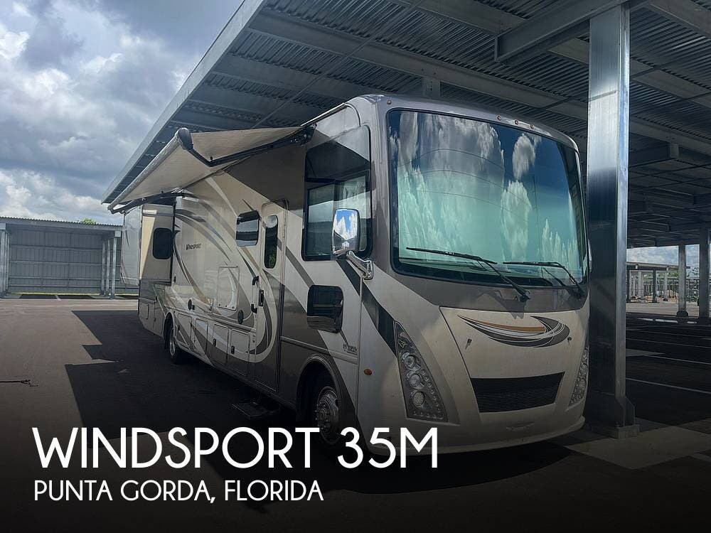 Used 2018  Thor Motor Coach Windsport 35M by Thor Motor Coach from Pop RVs in Port Charlotte, FL