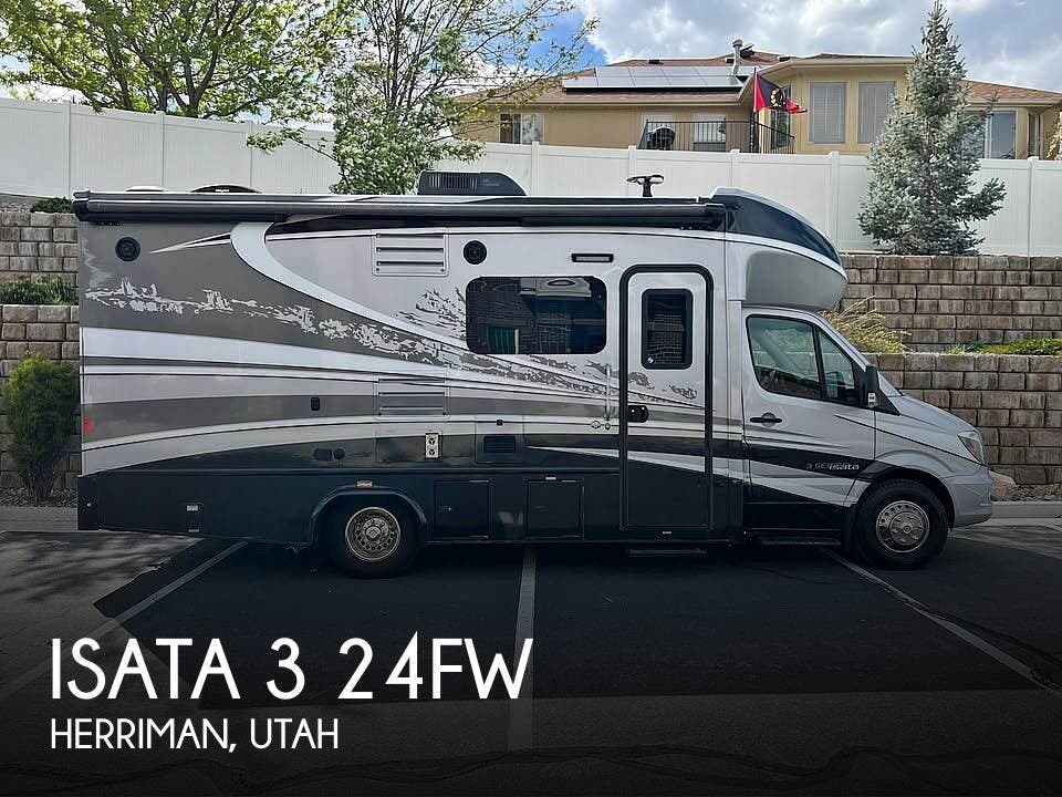 Used 2018 Dynamax Corp  Isata 3 24FW available in Herriman, Utah