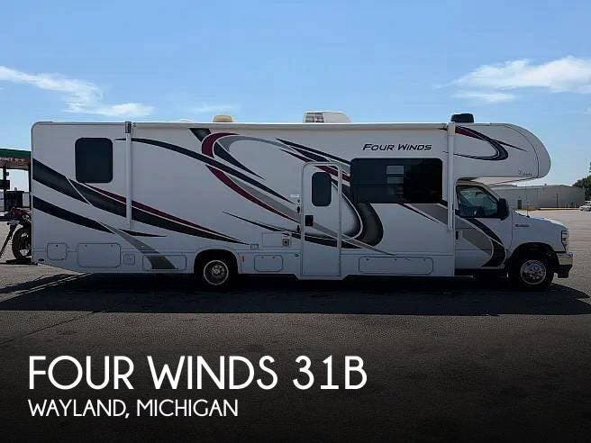 Used 2021  Thor Motor Coach Four Winds 31B by Thor Motor Coach from Pop RVs in Wayland, MI
