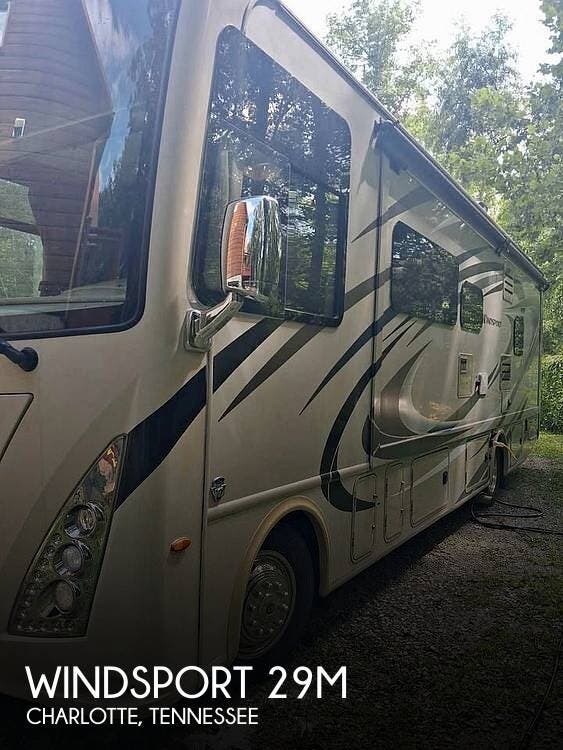 Used 2018 Thor Motor Coach Windsport 29M available in Charlotte, Tennessee