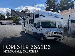 Used 2018  Forest River Forester 2861DS by Forest River from Pop RVs in Morgan Hill, CA