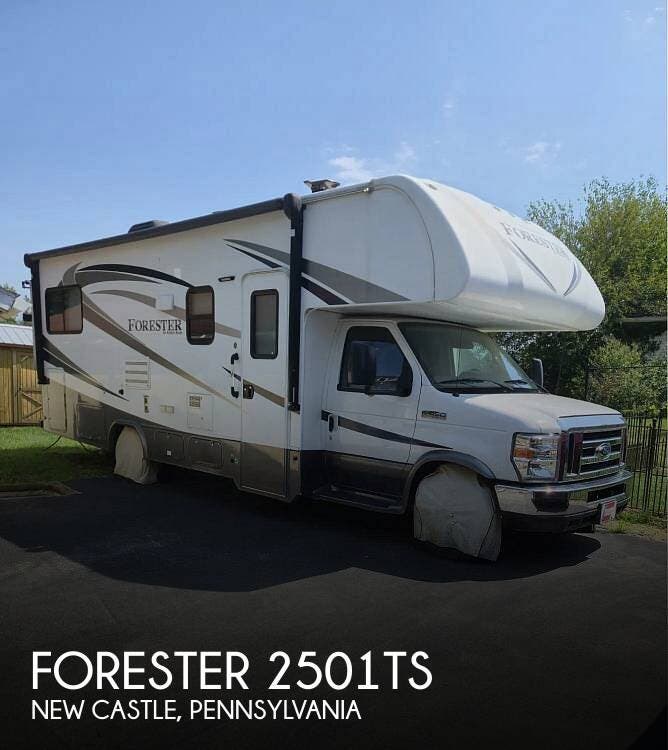 Used 2017  Forest River Forester 2501TS by Forest River from Pop RVs in New Castle, PA