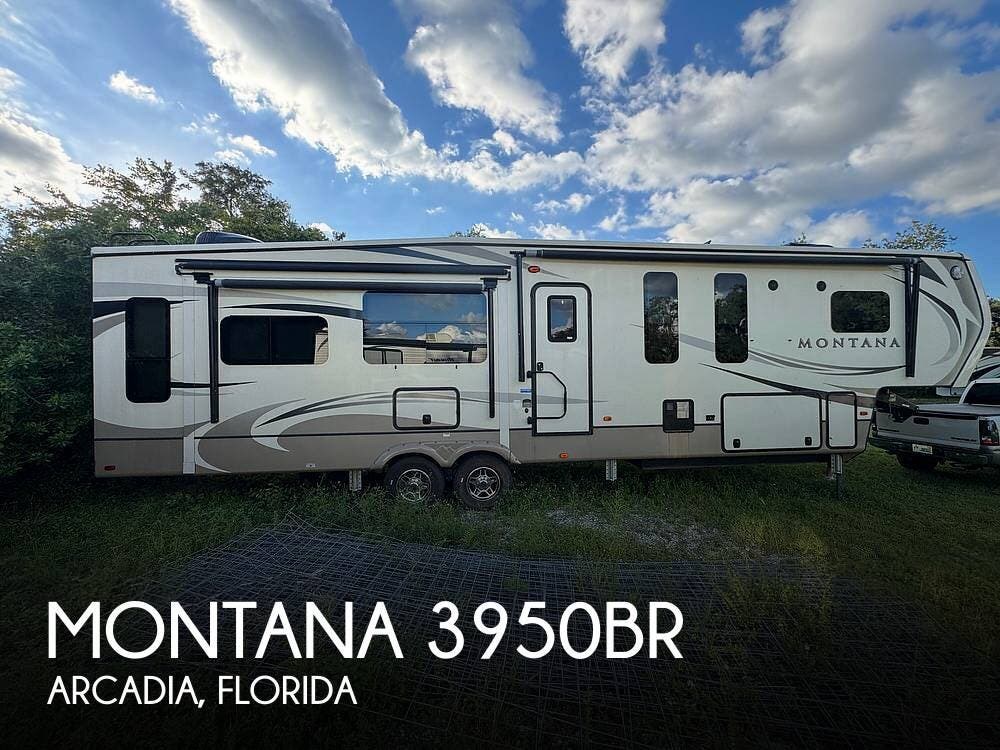 Used 2019 Keystone Montana 3950BR available in Arcadia, Florida