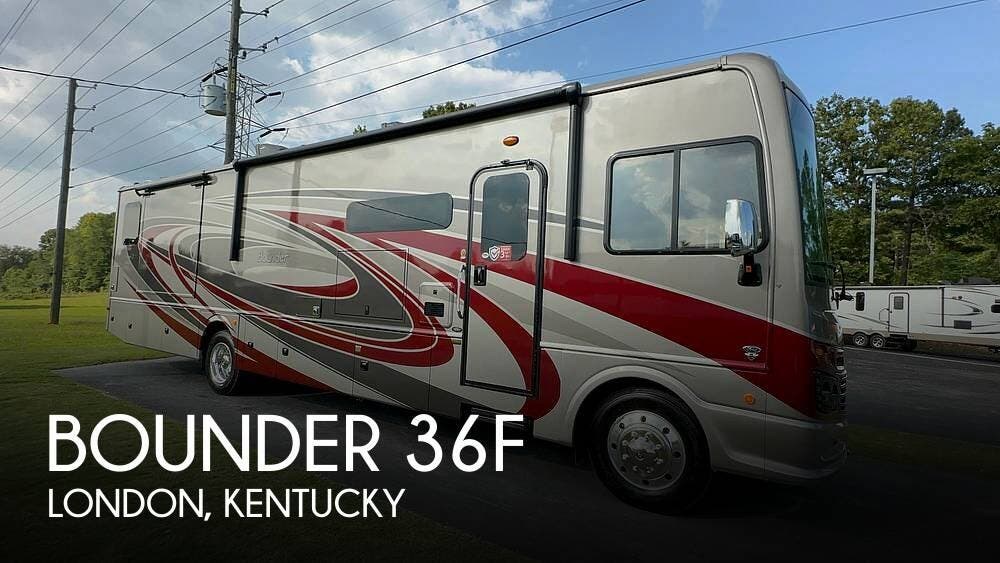 Used 2023  Fleetwood Bounder 36F by Fleetwood from Pop RVs in London, KY