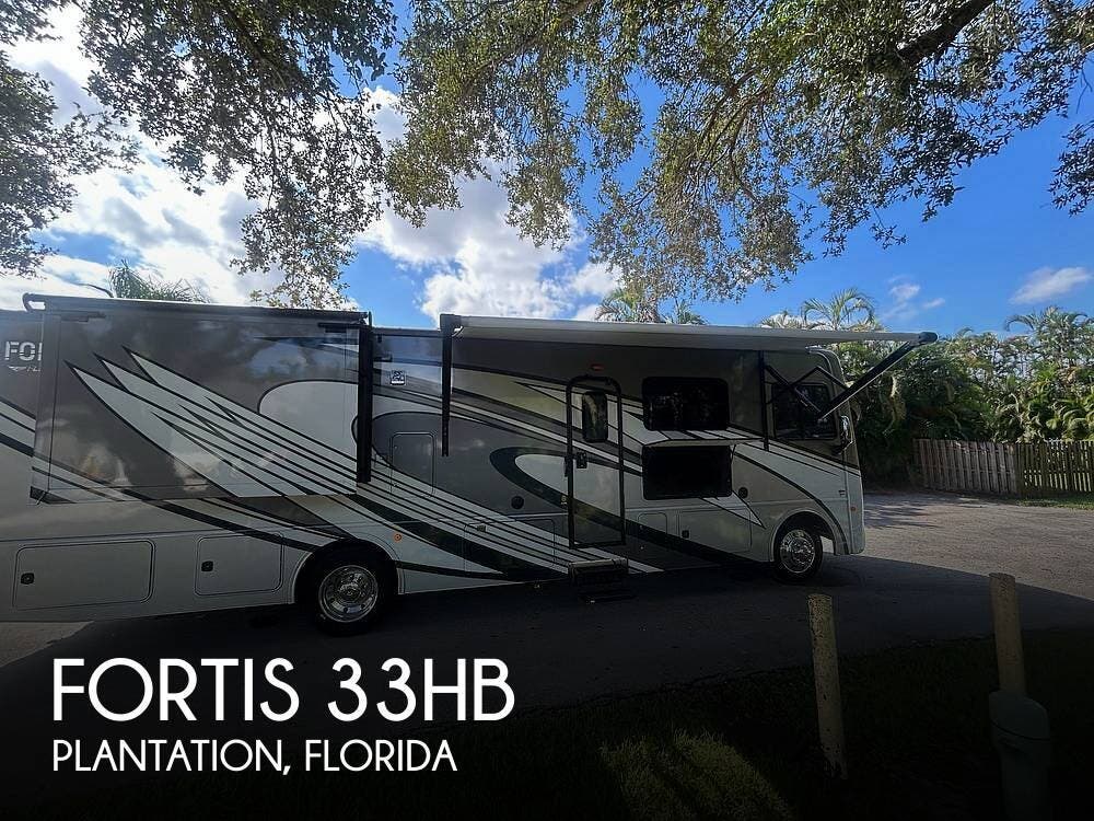 Used 2023 Fleetwood Fortis 33HB available in Plantation, Florida