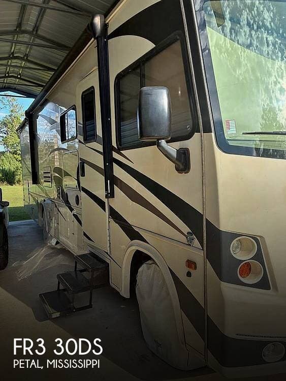 Used 2018  Forest River FR3 30DS by Forest River from Pop RVs in Petal, MS
