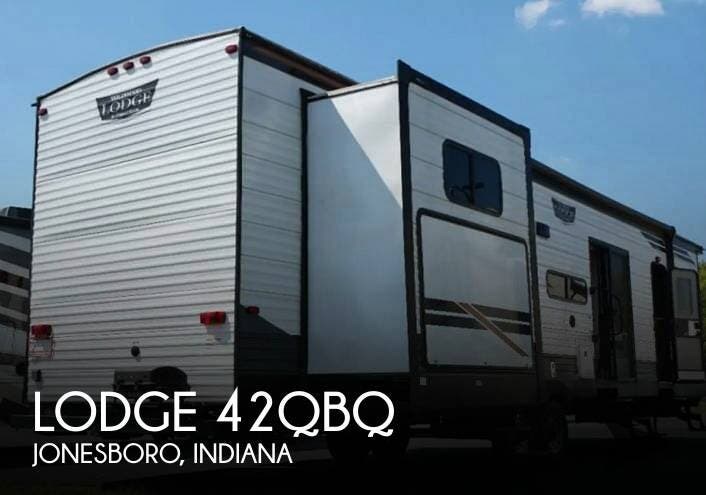 Used 2022  Forest River Wildwood Lodge 42QBQ by Forest River from Pop RVs in Jonesboro, IN