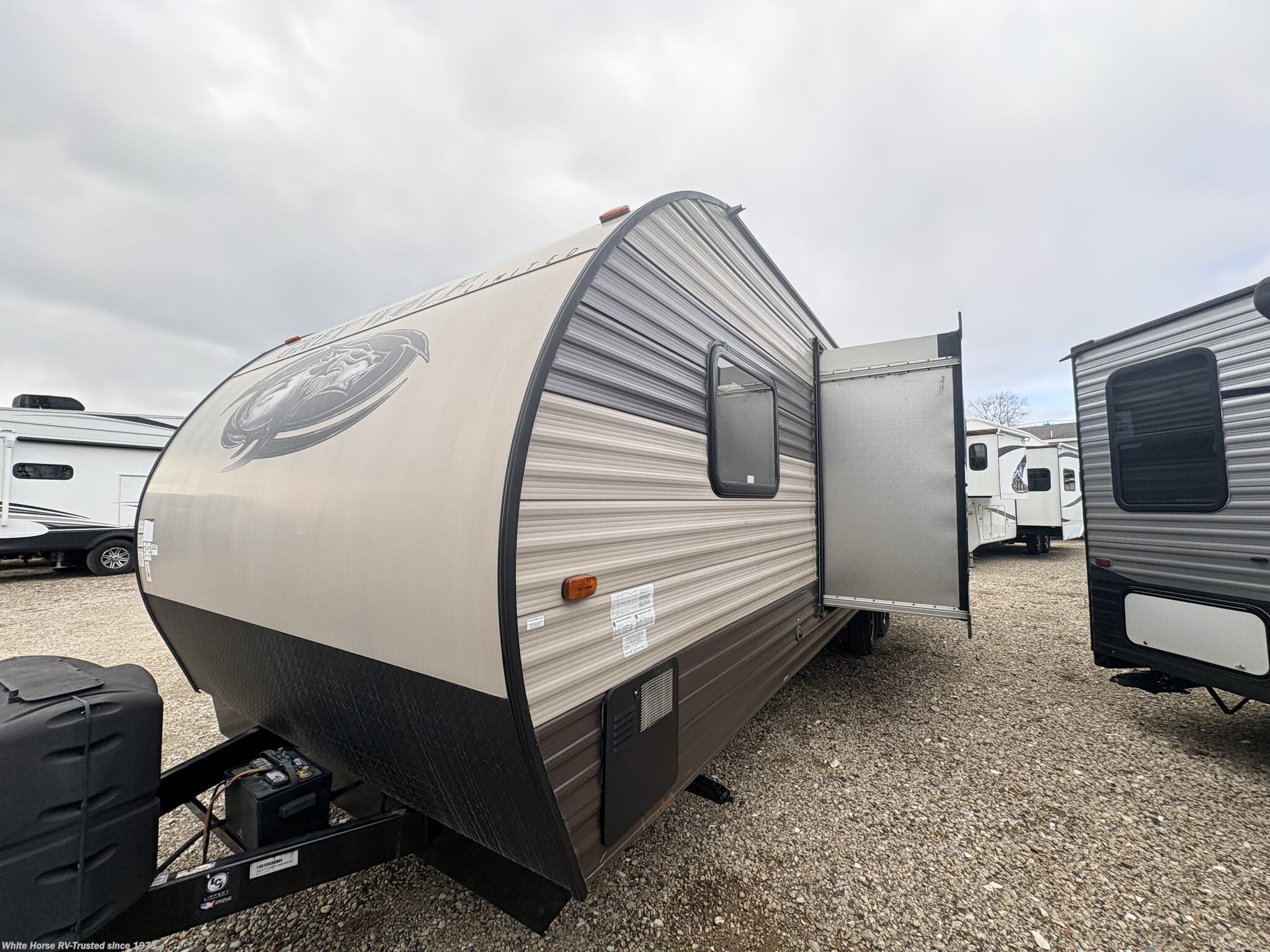 Used 2018 Forest River Cherokee Grey Wolf 26DBH 2-BdRM Slide, Queen & DBL Bed Bunks available in Williamstown, New Jersey