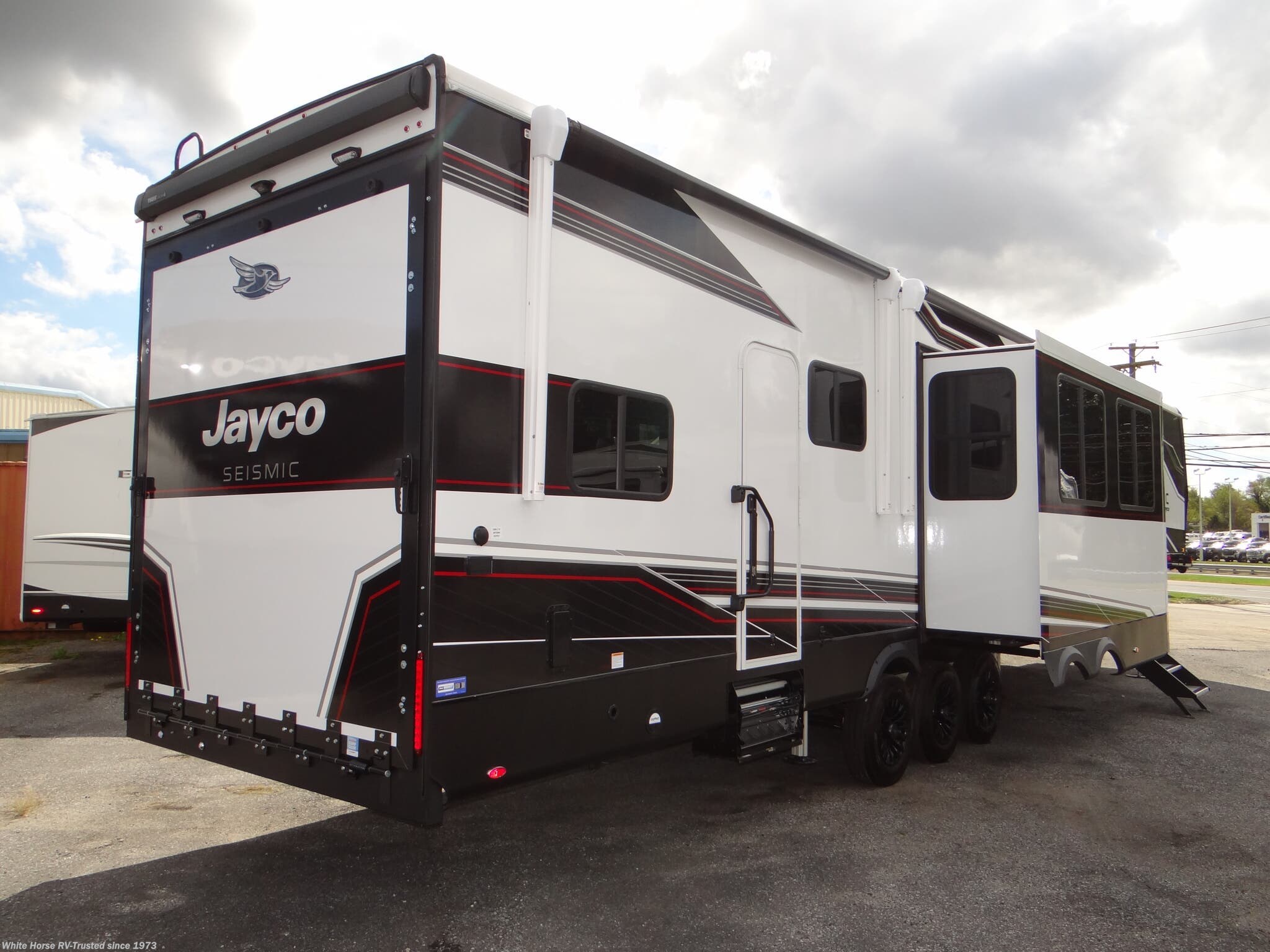 New 2026 Jayco Seismic 395 available in Williamstown, New Jersey