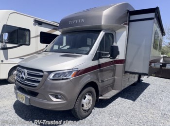 Used 2021 Tiffin Wayfarer 25RW available in Williamstown, New Jersey