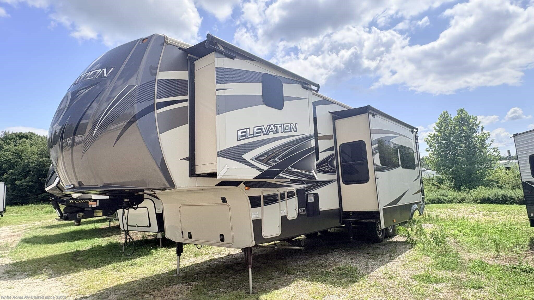Used 2015 CrossRoads Elevation 34RM available in Williamstown, New Jersey