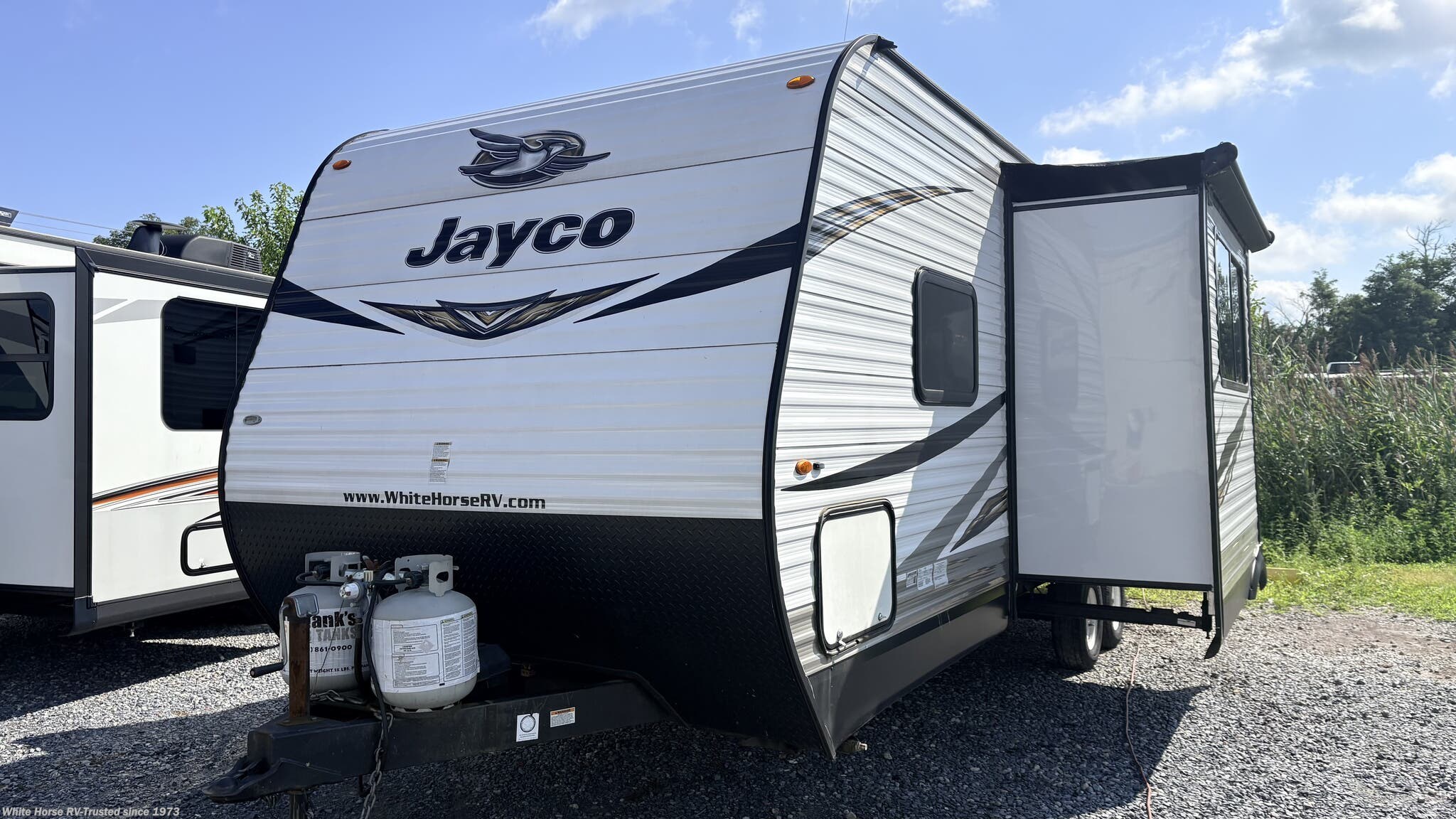 Used 2019 Jayco Jay Flight SLX 8 242BHS available in Williamstown, New Jersey