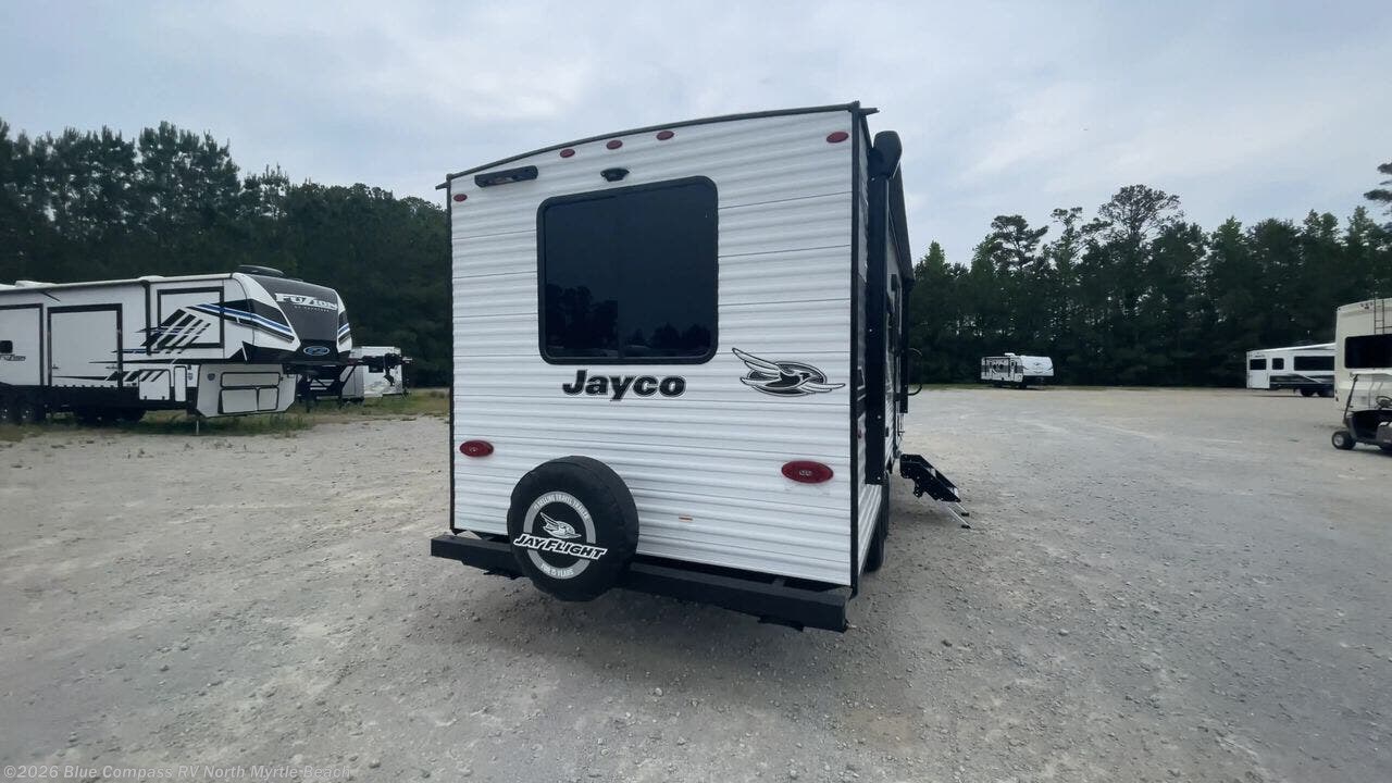 New 2025 Jayco Jay Flight SLX 210QB available in Longs, South Carolina