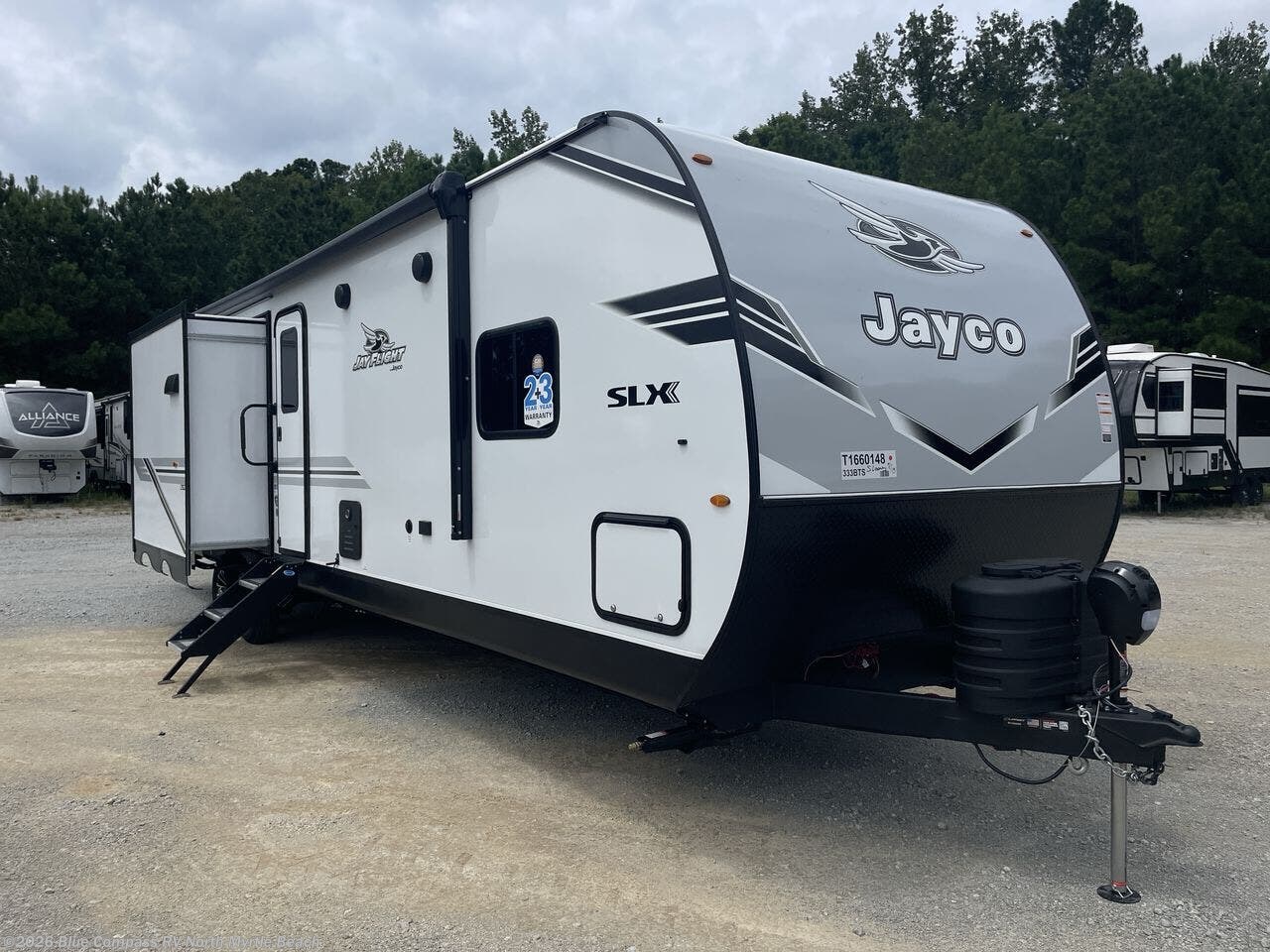 New 2026 Jayco Jay Flight SLX 333BTS available in Longs, South Carolina