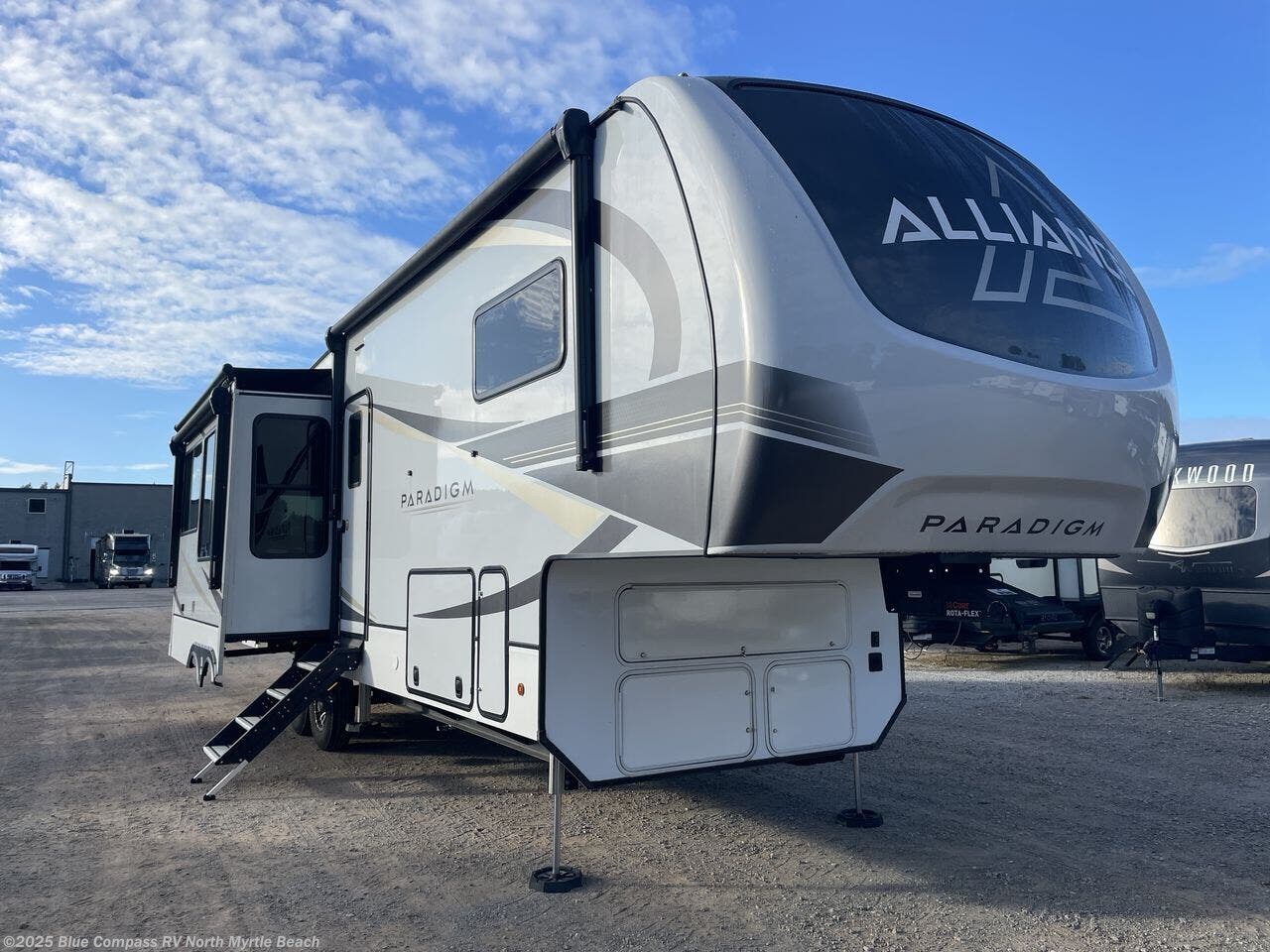 Used 2024 Alliance RV Paradigm 310RL available in Longs, South Carolina