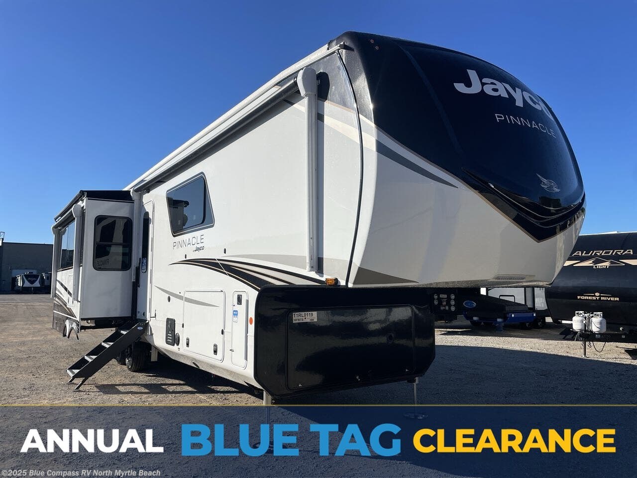 New 2026 Jayco Pinnacle 36FBTS available in Longs, South Carolina