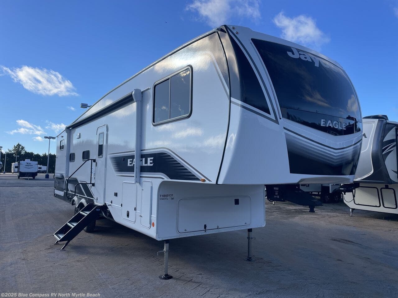 New 2026 Jayco Eagle HT 31QCD available in Longs, South Carolina