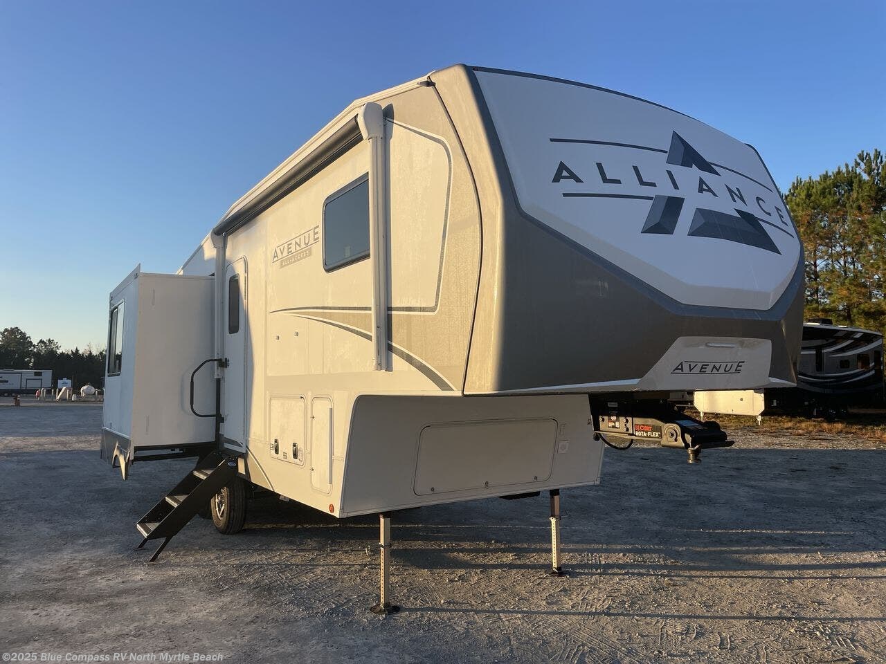 New 2026 Alliance RV Avenue All-Access 25RL available in Longs, South Carolina