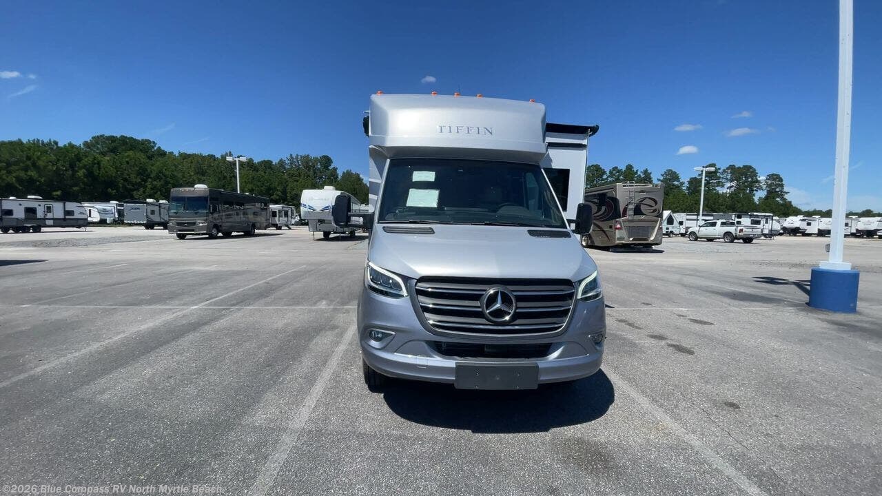 New 2026 Tiffin Wayfarer 25XRW available in Longs, South Carolina