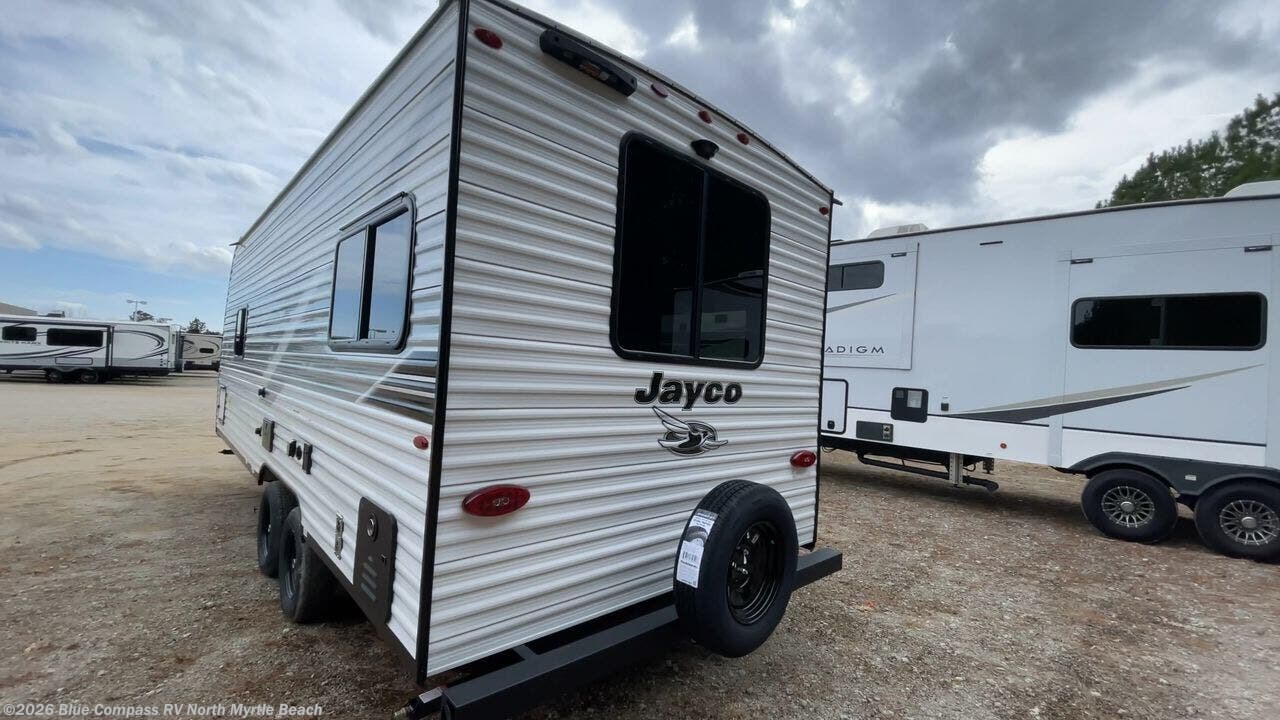New 2026 Jayco Jay Flight SLX 210QB available in Longs, South Carolina