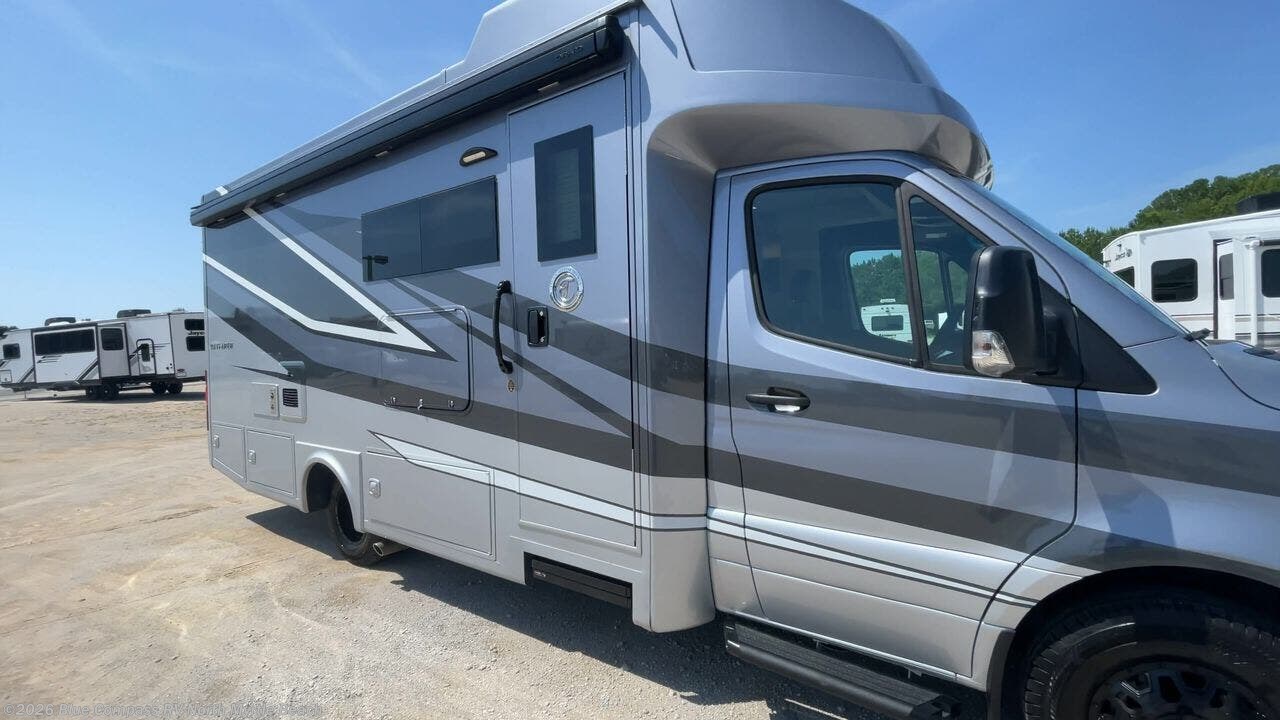 New 2027 Tiffin Wayfarer 25 RW available in Longs, South Carolina