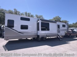 New 2026 Alliance RV Paradigm 395DS available in Longs, South Carolina