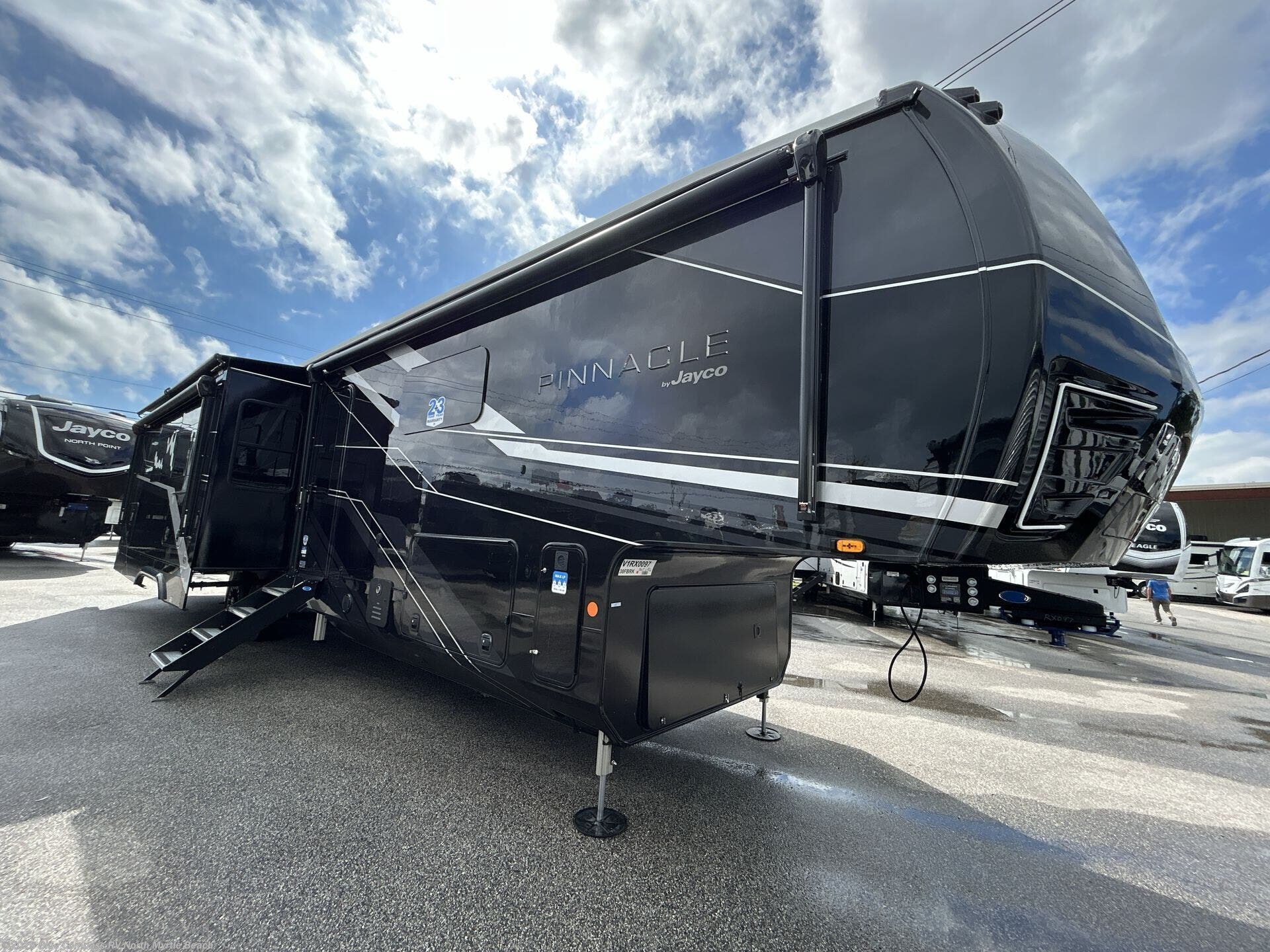 New 2027 Jayco Pinnacle 38FBRK available in Longs, South Carolina