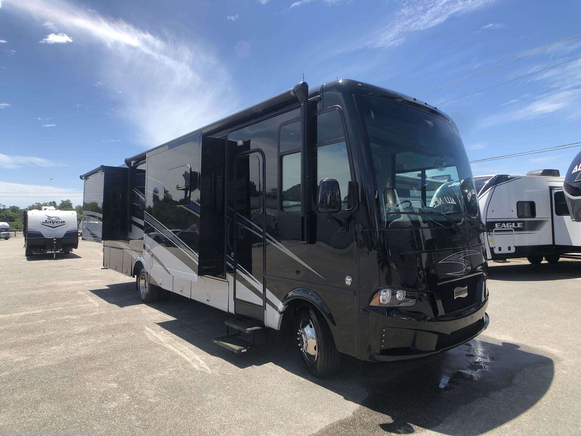 Used 2020 Newmar Bay Star Sport 3226 available in Longs, South Carolina