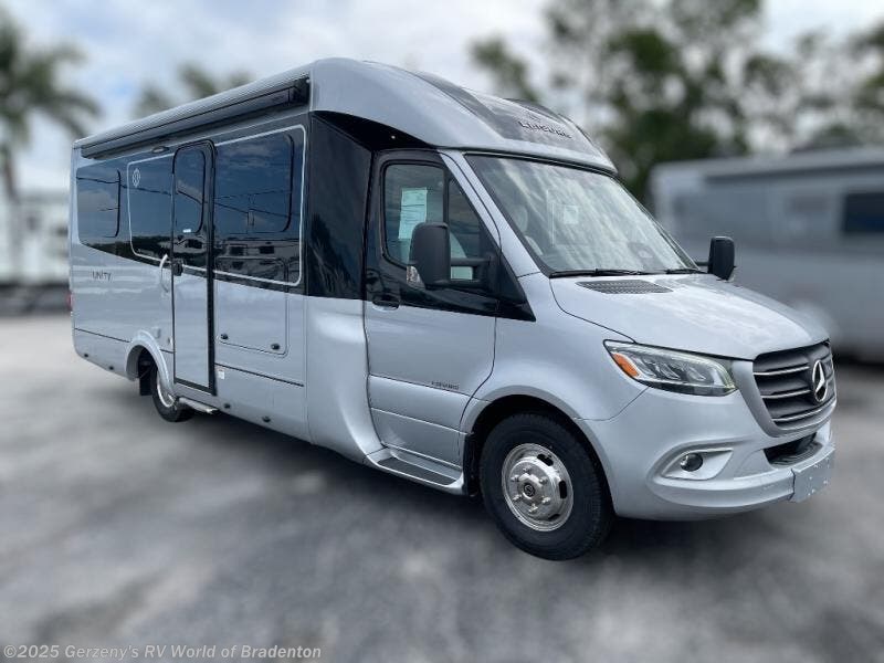 New 2025 Leisure Travel Unity 24MBL available in Bradenton, Florida