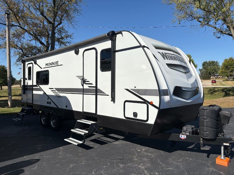 Used 2022 Winnebago Minnie 2529RG available in Rockford, Illinois