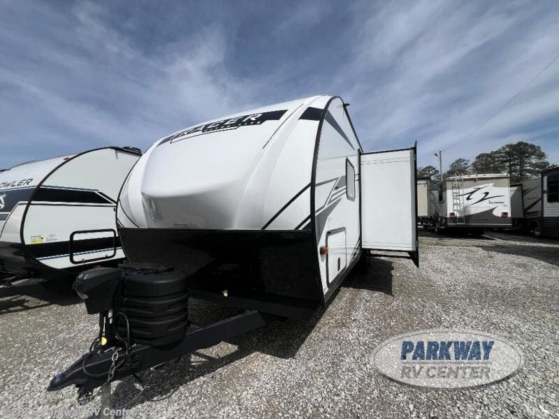 Used 2023 Prime Time Tracer 25BHS available in Ringgold, Georgia